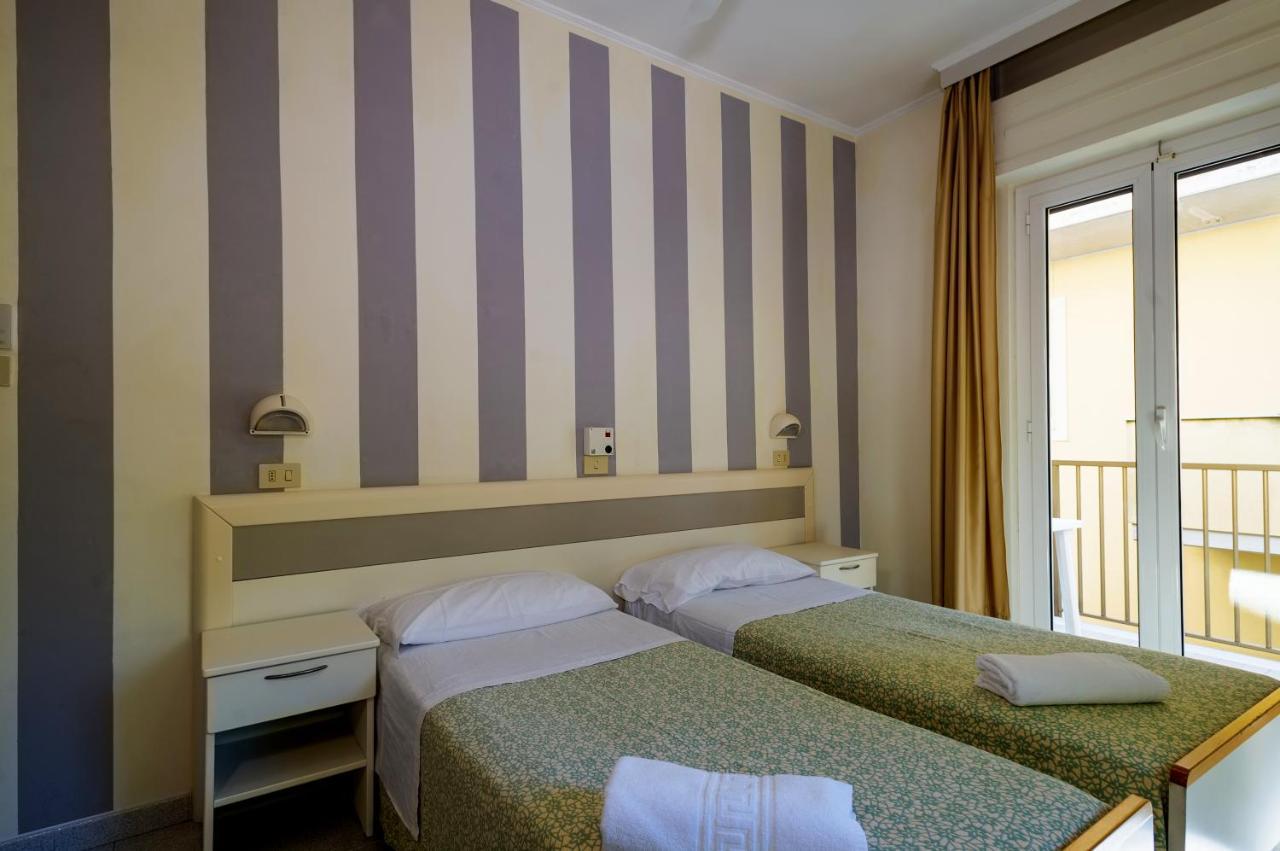 Hotel Miramare - 锡尔维玛丽娜 外观 照片